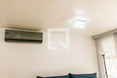 Sala de apartamento para alugar com 2 quartos, 128m² em Todos Os Santos, Rio de Janeiro