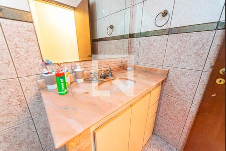 Casa à venda com 278m², 4 quartos e 3 vagasBanheiro Social