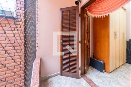 Casa à venda com 278m², 4 quartos e 3 vagasSacada do Quarto 3