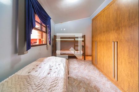 Casa à venda com 278m², 4 quartos e 3 vagasQuarto 2