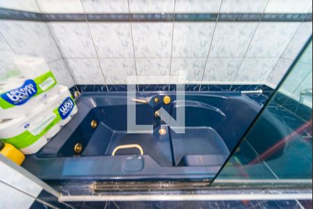 Casa à venda com 278m², 4 quartos e 3 vagasBanheiro do Quarto 1