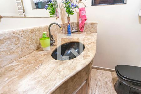 Casa à venda com 278m², 4 quartos e 3 vagasLavabo