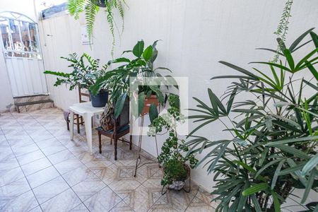 Casa à venda com 160m², 3 quartos e sem vaga Casa à venda com 160m², 3 quartos e sem vagaVaranda