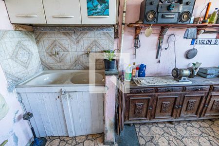 Casa à venda com 160m², 3 quartos e sem vaga Casa à venda com 160m², 3 quartos e sem vagaAÁrea de serviço