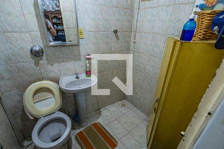 Banheiro de casa para alugar com 3 quartos, 160m² em Coqueiros, Belo Horizonte