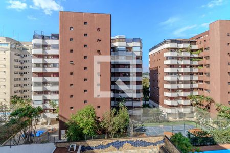 Vista de apartamento para alugar com 3 quartos, 450m² em Vila Sonia, São Paulo