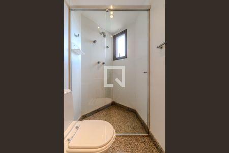 Apartamento para alugar com 450m², 3 quartos e 4 vagasBanheiro