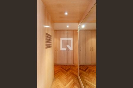 Apartamento para alugar com 450m², 3 quartos e 4 vagasCloset
