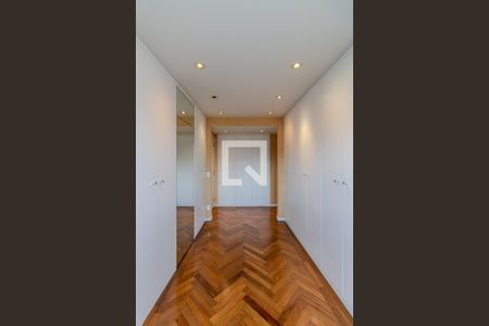 Apartamento para alugar com 450m², 3 quartos e 4 vagasCloset