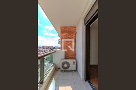 Apartamento para alugar com 450m², 3 quartos e 4 vagasVaranda