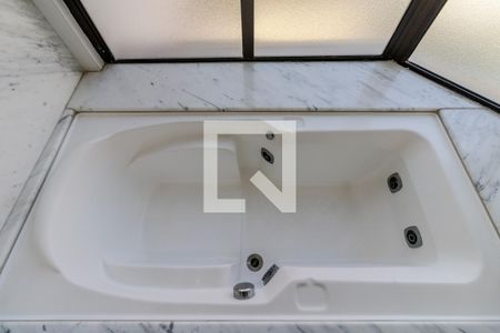 Apartamento para alugar com 450m², 3 quartos e 4 vagasBanheiro