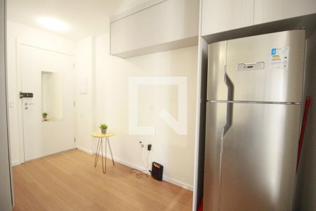 Cozinha de apartamento para alugar com 1 quarto, 26m² em Vila Nova Conceição, São Paulo