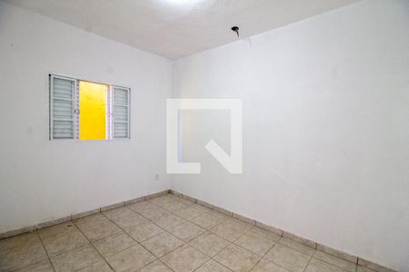 Quarto de casa para alugar com 1 quarto, 32m² em Jardim Presidente Dutra, Guarulhos