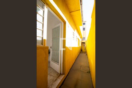 Casa para alugar com 32m², 1 quarto e sem vaga Casa para alugar com 32m², 1 quarto e sem vagaCorredor Externo