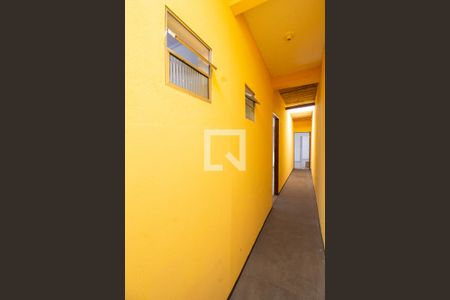 Corredor Externo de casa para alugar com 1 quarto, 32m² em Jardim Presidente Dutra, Guarulhos