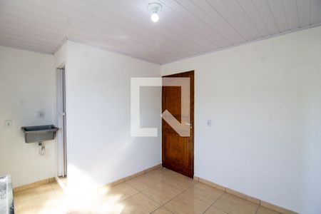 Sala/Cozinha de casa para alugar com 1 quarto, 32m² em Jardim Presidente Dutra, Guarulhos