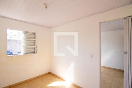 Quarto de casa para alugar com 1 quarto, 32m² em Jardim Presidente Dutra, Guarulhos