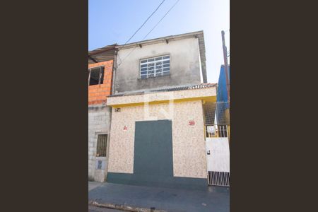 Fachada da Casa de casa para alugar com 1 quarto, 32m² em Jardim Presidente Dutra, Guarulhos