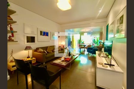 Sala de apartamento à venda com 2 quartos, 120m² em Copacabana, Rio de Janeiro