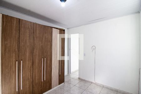 Quarto de casa para alugar com 1 quarto, 32m² em Jardim Presidente Dutra, Guarulhos
