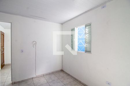 Quarto de casa para alugar com 1 quarto, 32m² em Jardim Presidente Dutra, Guarulhos