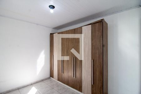 Quarto de casa para alugar com 1 quarto, 32m² em Jardim Presidente Dutra, Guarulhos