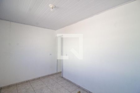 Quarto de casa para alugar com 1 quarto, 32m² em Jardim Presidente Dutra, Guarulhos
