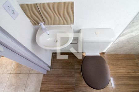 Casa para alugar com 32m², 1 quarto e sem vaga Casa para alugar com 32m², 1 quarto e sem vagaDetalhe do Banheiro