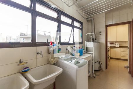 Apartamento à venda com 191m², 3 quartos e 3 vagasÁrea de Serviço