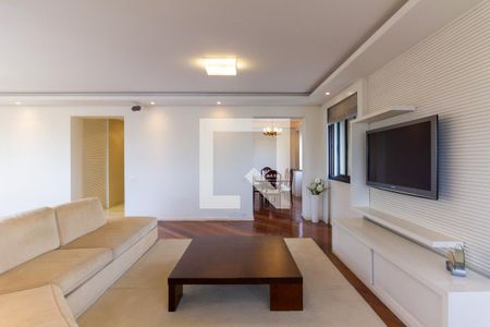 Apartamento para alugar com 191m², 3 quartos e 3 vagasSala