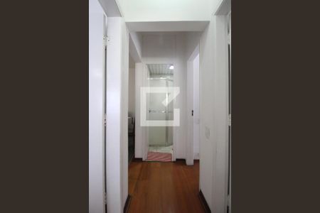 Corredor de apartamento para alugar com 3 quartos, 94m² em Bonfim, Campinas
