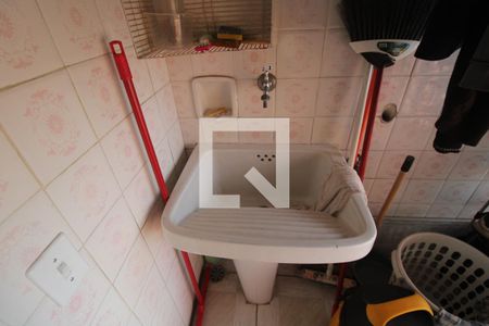 Apartamento para alugar com 94m², 3 quartos e 1 vagaÁrea de Serviço