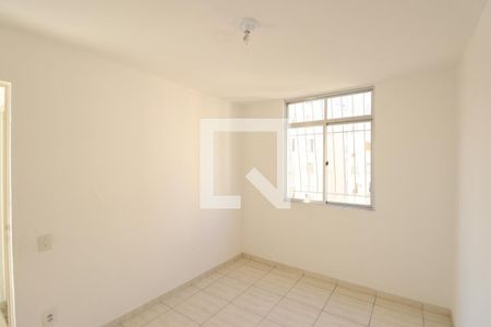 Quarto 2 de apartamento para alugar com 2 quartos, 56m² em Mutondo, São Gonçalo