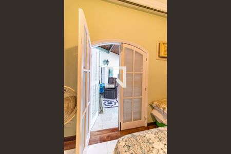 Casa à venda com 470m², 4 quartos e 4 vagasQuarto 