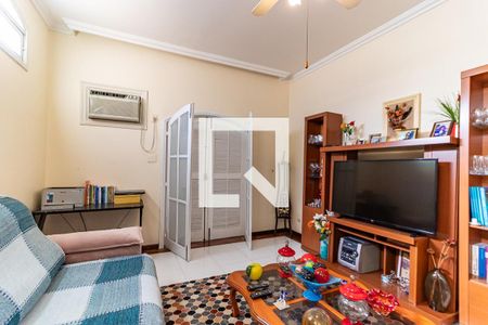 Casa à venda com 470m², 4 quartos e 4 vagasQuarto 