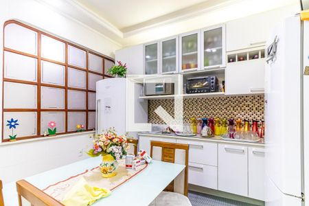 Casa à venda com 470m², 4 quartos e 4 vagasCozinha