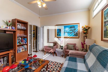 Casa à venda com 470m², 4 quartos e 4 vagasQuarto 