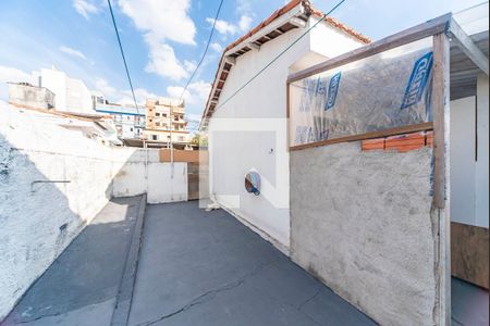 Casa à venda com 430m², 5 quartos e 3 vagas Casa à venda com 430m², 5 quartos e 3 vagasQuintal