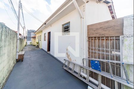 Casa à venda com 430m², 5 quartos e 3 vagas Casa à venda com 430m², 5 quartos e 3 vagasQuintal Lateral