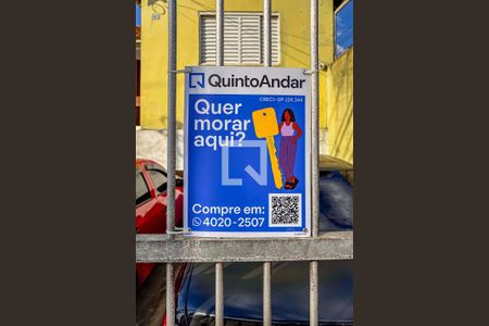 Casa à venda com 430m², 5 quartos e 3 vagas Casa à venda com 430m², 5 quartos e 3 vagasPlaca banner Instalada na Fachada