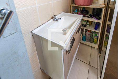 Casa à venda com 430m², 5 quartos e 3 vagas Casa à venda com 430m², 5 quartos e 3 vagasBanheiro 1