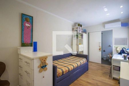 Casa à venda com 144m², 3 quartos e 1 vaga