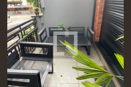 Casa à venda com 240m², 3 quartos e 2 vagas