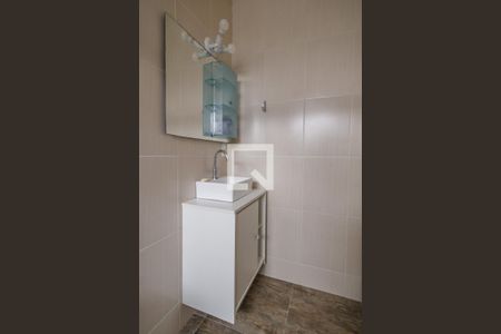Banheiro da Suíte de casa para alugar com 3 quartos, 110m² em Residencial Portal da Mantiqueira, Taubaté