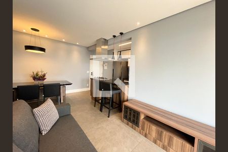 Sala de apartamento para alugar com 2 quartos, 80m² em Vila Alexandria, São Paulo