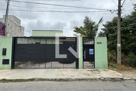Casa à venda com 120m², 3 quartos e 2 vagasFachada