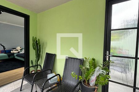 Casa à venda com 120m², 3 quartos e 2 vagasEntrada