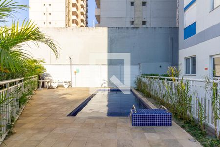 Apartamento à venda com 23m², 1 quarto e sem vaga Apartamento à venda com 23m², 1 quarto e sem vagaÁrea comum - Piscina