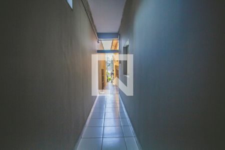 Corredor - Suíte de casa para alugar com 1 quarto, 90m² em Chácara Inglesa, São Paulo