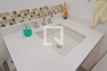 Apartamento para alugar com 56m², 2 quartos e 1 vaga Apartamento para alugar com 56m², 2 quartos e 1 vagaBanheiro